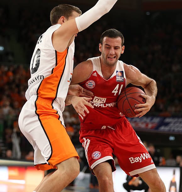 还在某些场 还在某些场